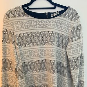 Light weight long sleeve blouse